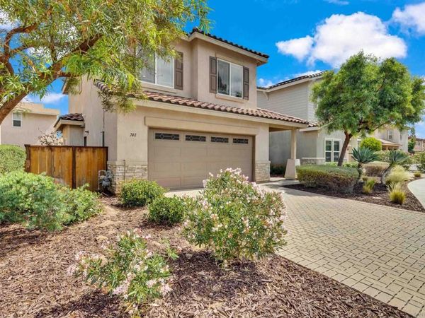 748 Lincoln Pl , El Cajon, CA 92020