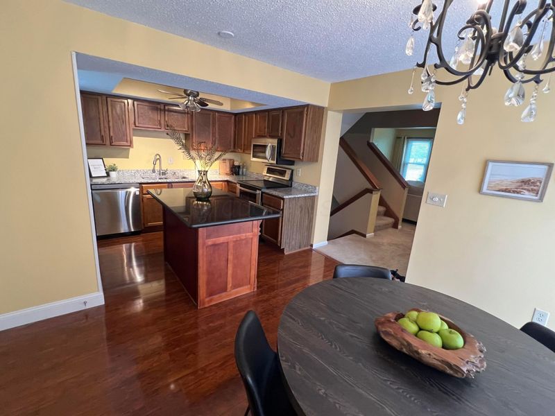 6911 Vally Down Road , Dublin, OH 43017 Photo 5