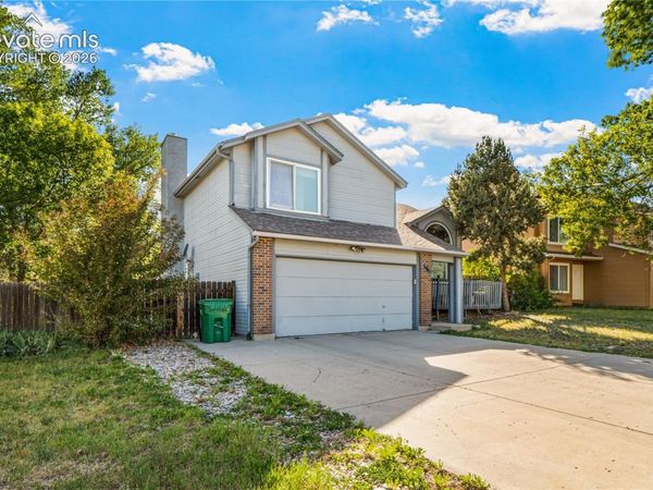 3985 Dolphin Circle, Colorado Springs, CO 80918