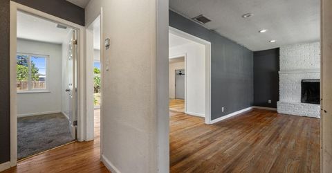 2077 W Sonoma Ave, Stockton, CA 95204 Photo