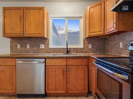 2077 W Sonoma Ave, Stockton, CA 95204 Photo