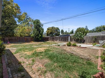 2077 W Sonoma Ave, Stockton, CA 95204 Photo