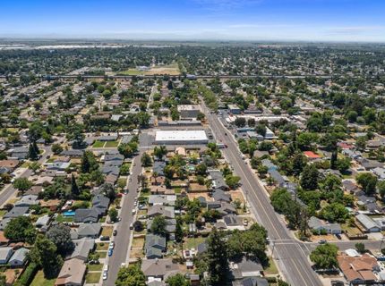 2077 W Sonoma Ave, Stockton, CA 95204 Photo