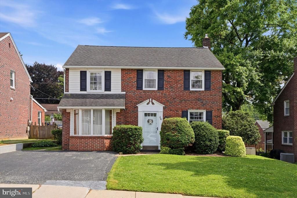 204 Flintlock Road, Drexel Hill, PA 19026 Main Photo