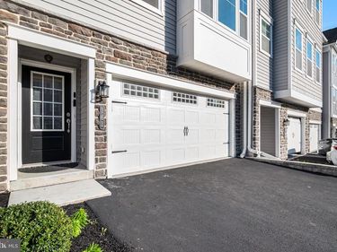 161 EVERLEIGH DRIVE , ROYERSFORD, PA 19468