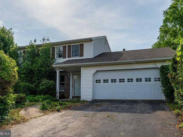1524 COLONY DRIVE , READING, PA 19610