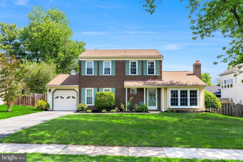12728 Builders Road, Herndon, VA 20170 Main Photo