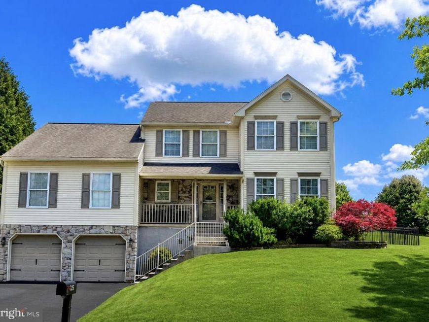 425 Sensen Road , Wernersville, PA 19565 Main Photo