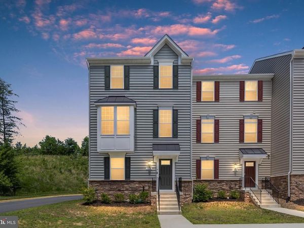 1118 DOVETAIL CIRCLE, FREDERICKSBURG, VA 22401