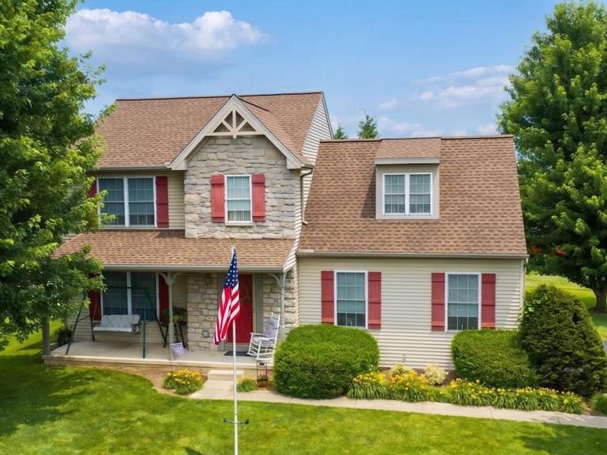 165 Pebble Beach Drive, Mount Wolf, PA 17347 Main Photo