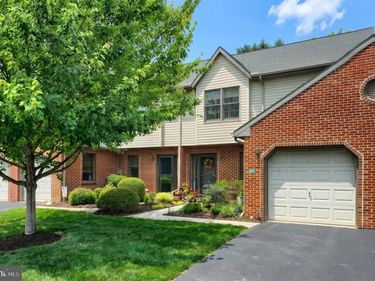 88 JEAN LO WAY, Unit 88, YORK, PA 17406