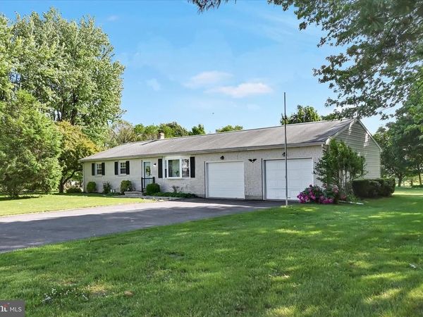 685 WEDGEWOOD DRIVE , LEBANON, PA 17042
