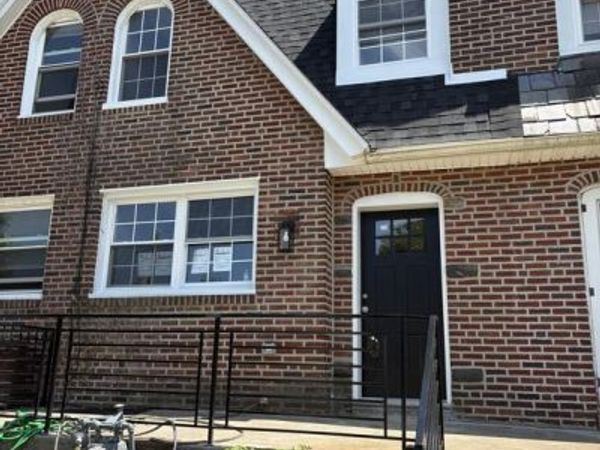 247 N LINDEN AVENUE, UPPER DARBY, PA 19082