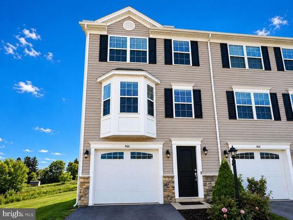 466 STABLEVIEW COURT , DUNCANSVILLE, PA 16635