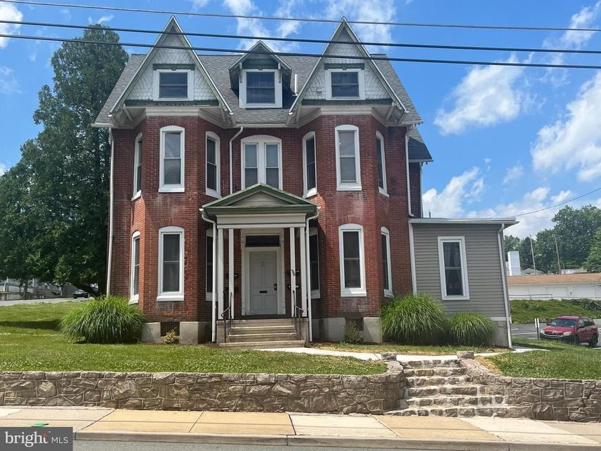 35 W Wyomissing Avenue, Mohnton, PA 19540 Main Photo