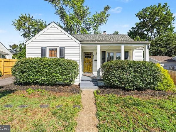449 HANSON AVENUE, FREDERICKSBURG, VA 22401
