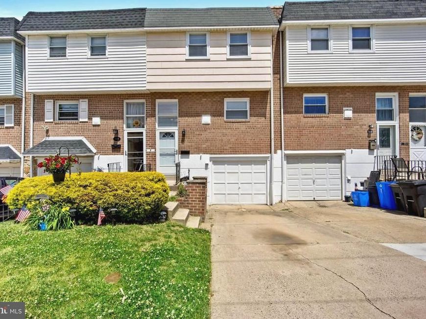 3611 Whitehall Lane, Philadelphia, PA 19114 Main Photo