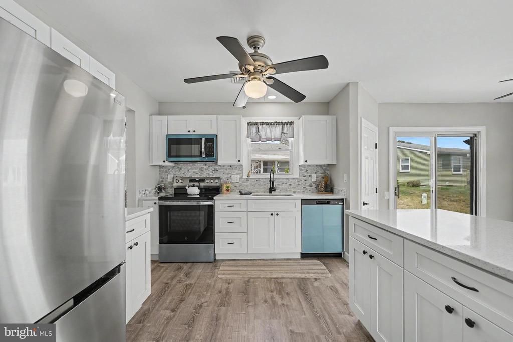 20 Hummingbird Lane, Whiting, NJ 08759 Main Photo