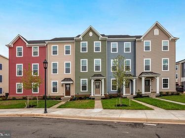 7504 HANCOCK STREET , BEALETON, VA 22712
