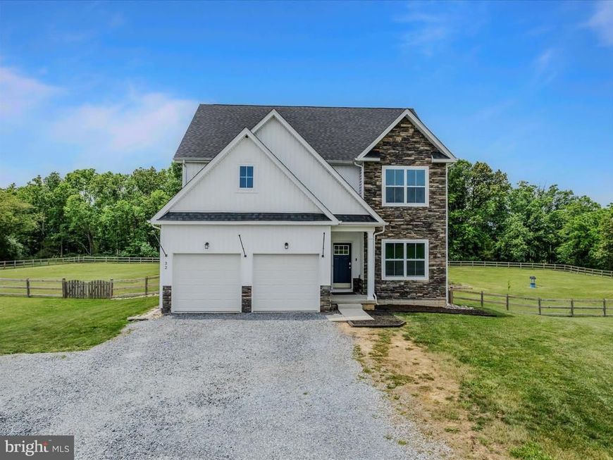 32 Trophy Court, Kearneysville, WV 25430 Main Photo
