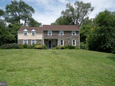 1130 N WOODBINE AVENUE, PENN VALLEY, PA 19072