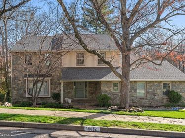 7416 SHADY PALM DRIVE , SPRINGFIELD, VA 22153