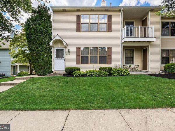 292 B EVERLY COURT, MOUNT LAUREL, NJ 08054