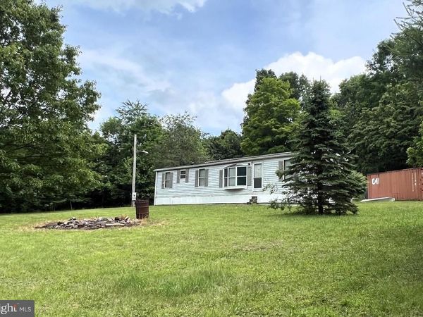 2336 HOG HOLLOW ROAD , EAST WATERFORD, PA 17021