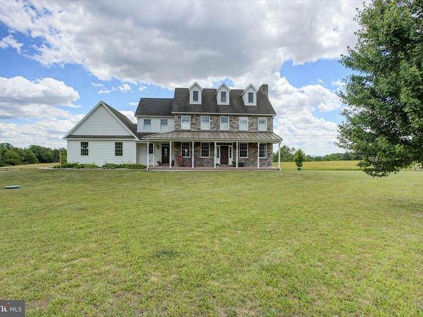 1430 LONGS GAP ROAD, CARLISLE, PA 17013
