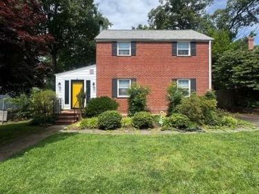 42 S PARK DRIVE, ARLINGTON, VA 22204
