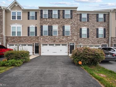 184 TROUT LILY DRIVE, LAKE FREDERICK, VA 22630