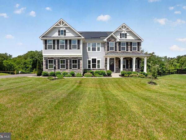 7979 INTERNATIONAL DRIVE, WARRENTON, VA 20187