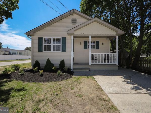 151 PINE AVENUE, WEST BERLIN, NJ 08091