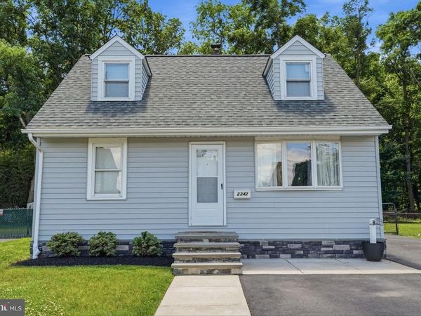 2342 DIXON AVENUE, CROYDON, PA 19021