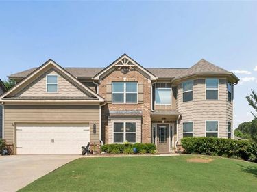 5752 Shore Isle Court, Flowery Branch, GA 30542