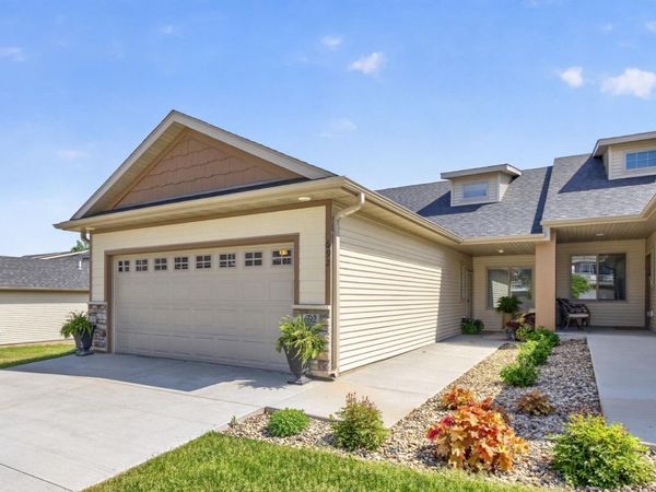 692 Shardlow Place NE, Byron, MN 55920