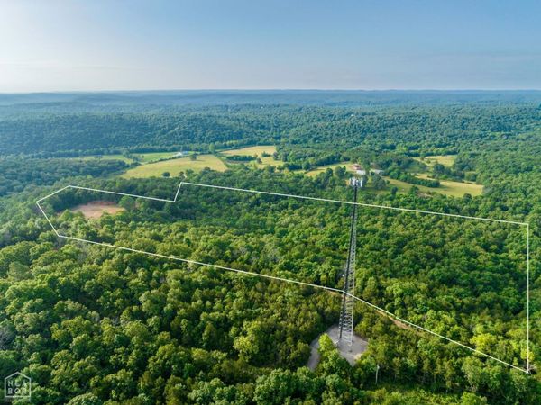 220 Ark Traveler Road, Hardy, AR 72542
