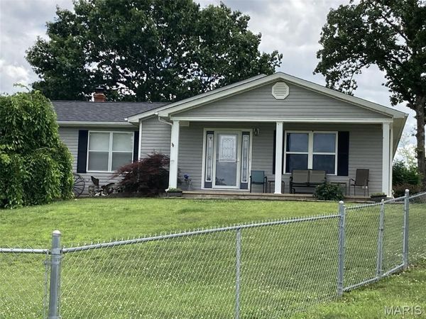5352 Saint Louis Rock Road , Villa Ridge, MO 63089