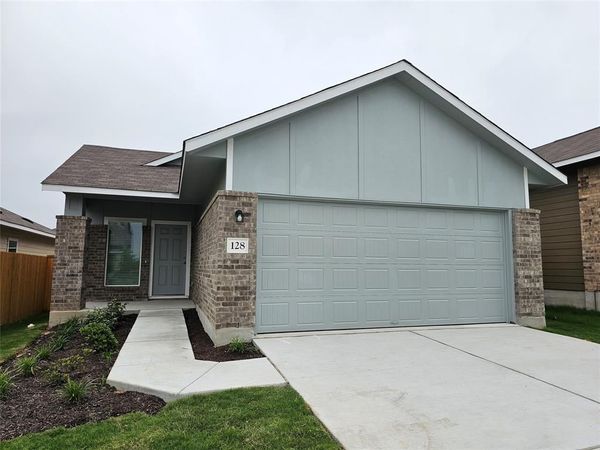 128 Dollars DR, Jarrell, TX 76537