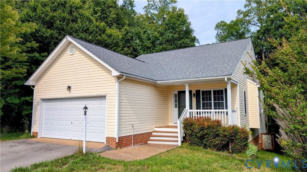 5701 Hereld Green Drive, Chesterfield, VA 23832 Main Photo