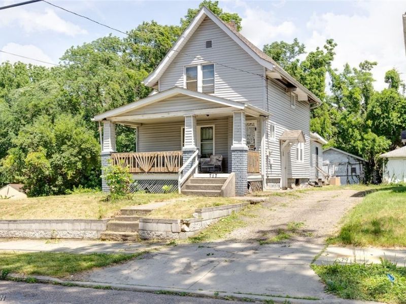 717 Fern Street, Akron, OH 44307 Photo 1