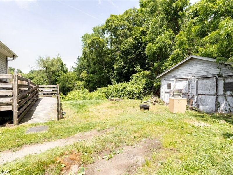 717 Fern Street, Akron, OH 44307 Photo 13