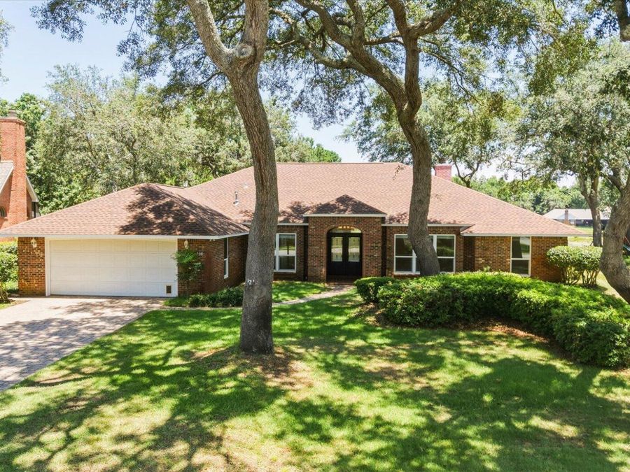 Property Image 100