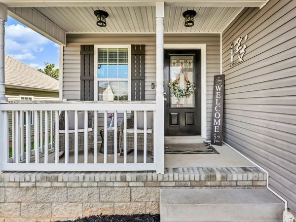 550 Medallion Cir , Clarksville, TN 37042