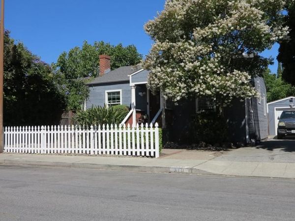 310 Oak Avenue, Redwood City, CA 94061