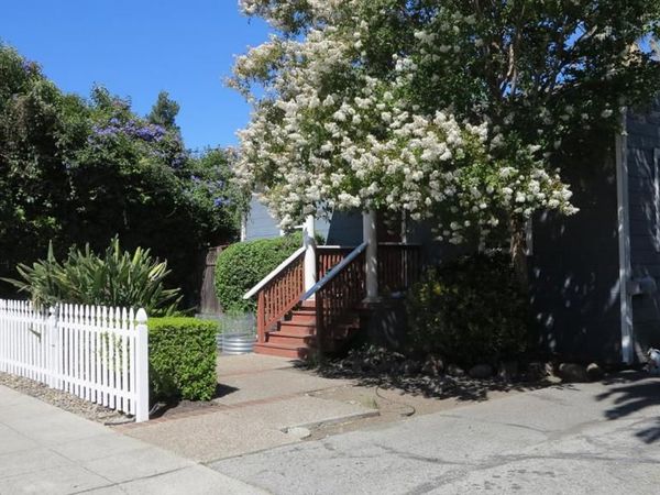 310 Oak Avenue, Redwood City, CA 94061