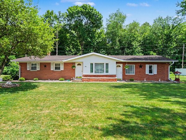 362 E Washington Street, Berrien Springs, MI 49103