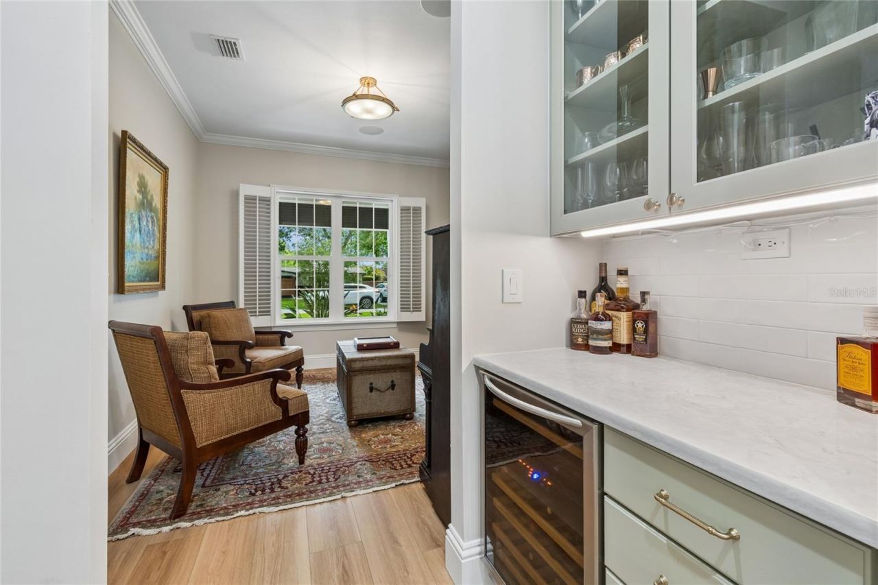 4601 S Esperanza Avenue, Tampa, FL 33611 Photo