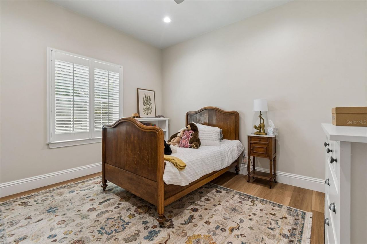 4601 S Esperanza Avenue, Tampa, FL 33611 Photo