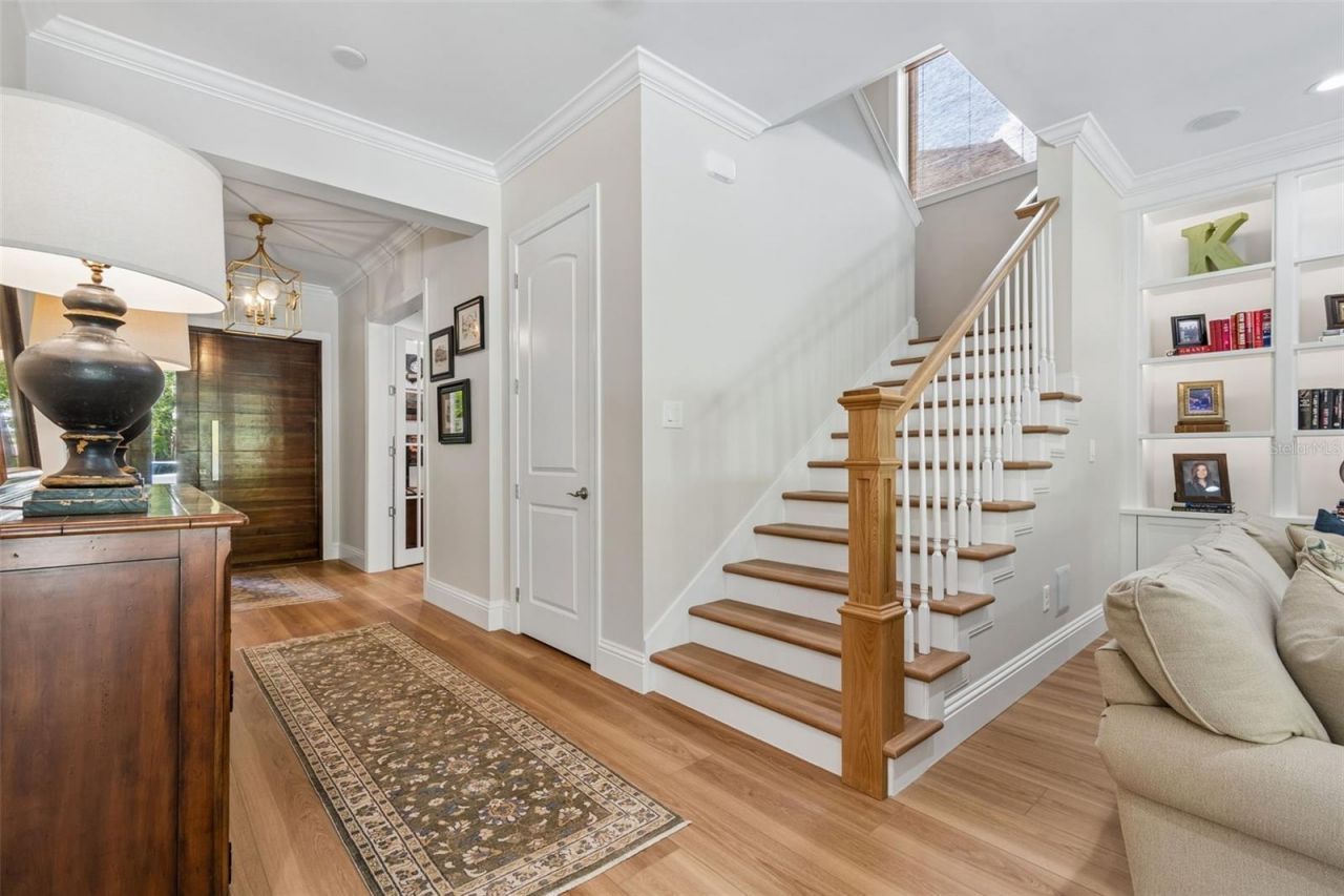 4601 S Esperanza Avenue, Tampa, FL 33611 Photo